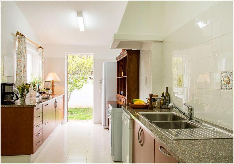 Charming Villa With Heated Pool Near Sandy Beach, Hiking, Golf And Wineries Praia Da Luz Экстерьер фото
